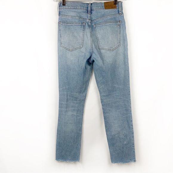 Madewell The Perfect Vintage Jean in Coney Wash: Destroyed Edition - Picture 7 of 10